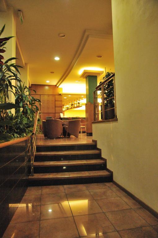 ホテル エスパル Les Escaldes エクステリア 写真